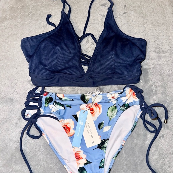 Cupshe blue swim suit - Picture 6 of 7